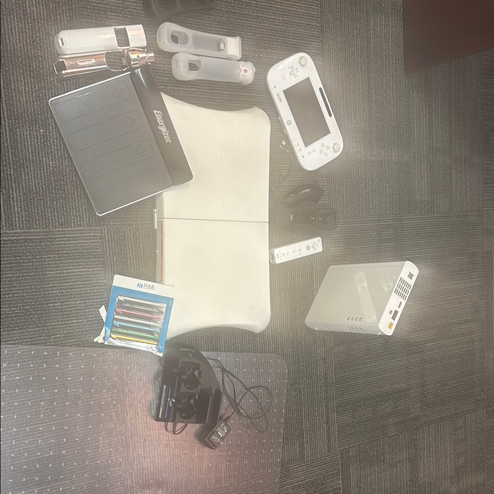 Nintendo Wii Console Set with White Accessories